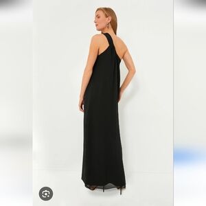 Pomander Place Black Soleil One-Shoulder Gown Numerous